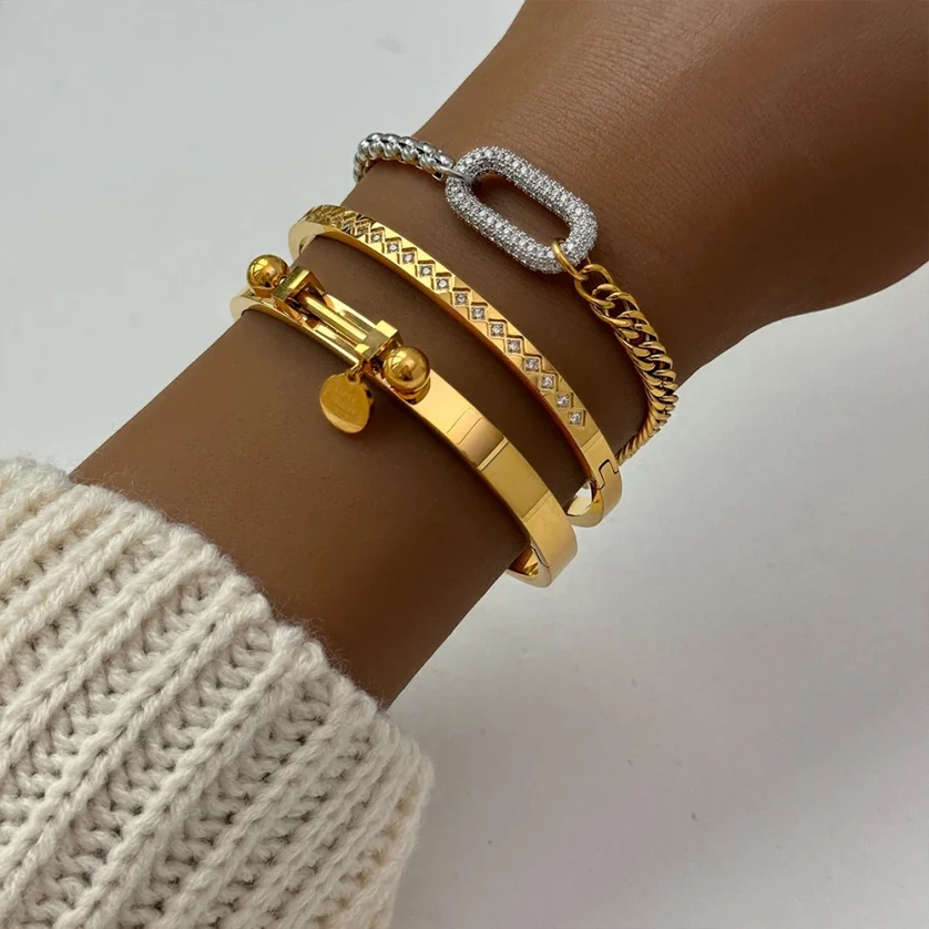 New Unique Design 18k Gold Plated Stainless Steel Two Tone Splicing Chain Oval Full Zircon Charms Bracelet for Women YF3678