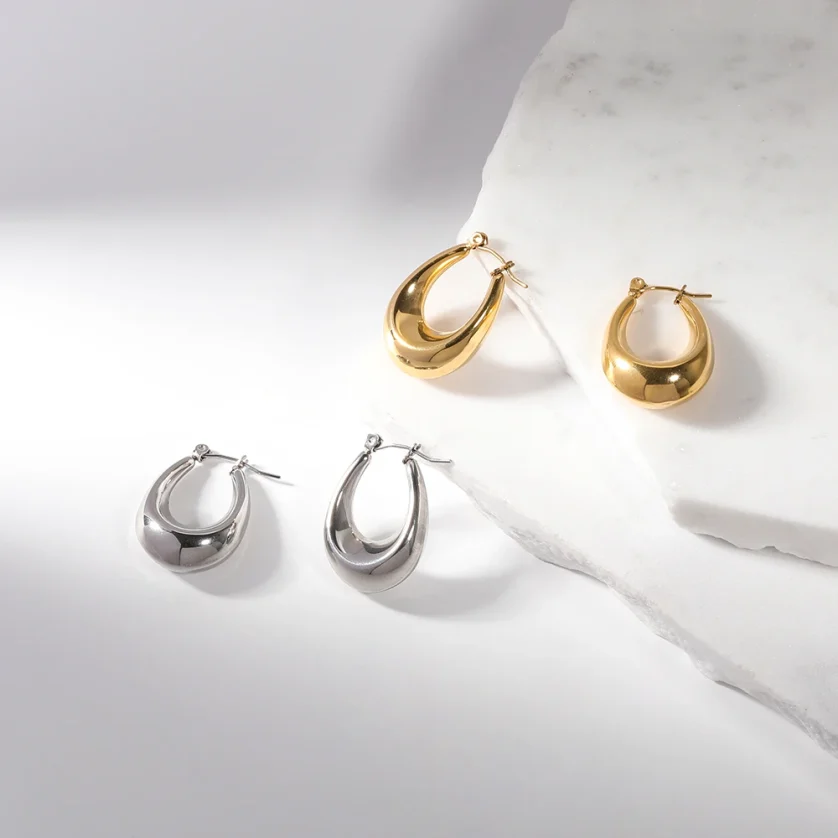 New Trendy Earring 18K Gold Plated Simplist Oval Hollow Hoop Earrings for Women Stainless Steel Earrings Wholesale - Image 5